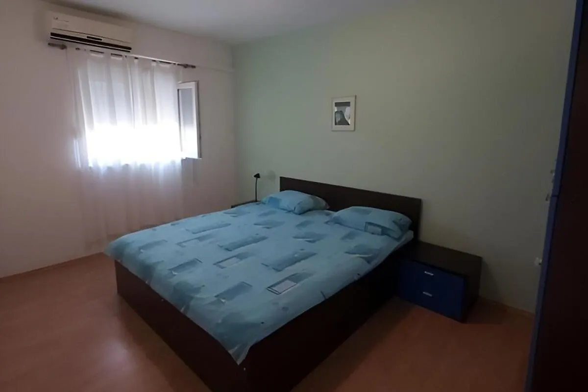 Apartments With A Parking Space Palit, Rab - 24073 Rab Town 0*,  Croatia