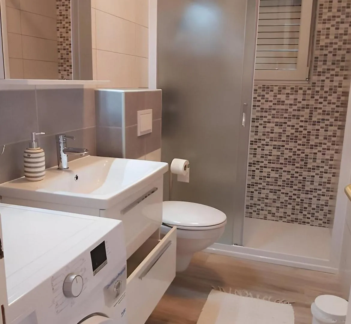 Apartments With A Parking Space Palit, Rab - 24073 Rab Town